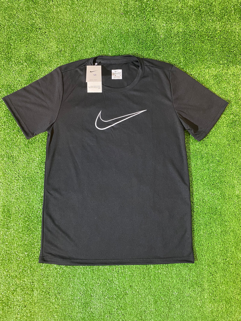 Kit com 3 camisetas Nike dri fit